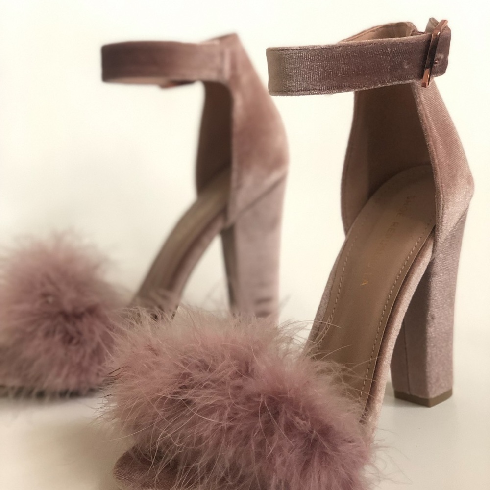 NWOT romantic dusty rose velvet and feather heels